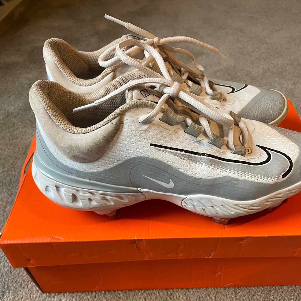 Metal Nike Cleats Size 7.5